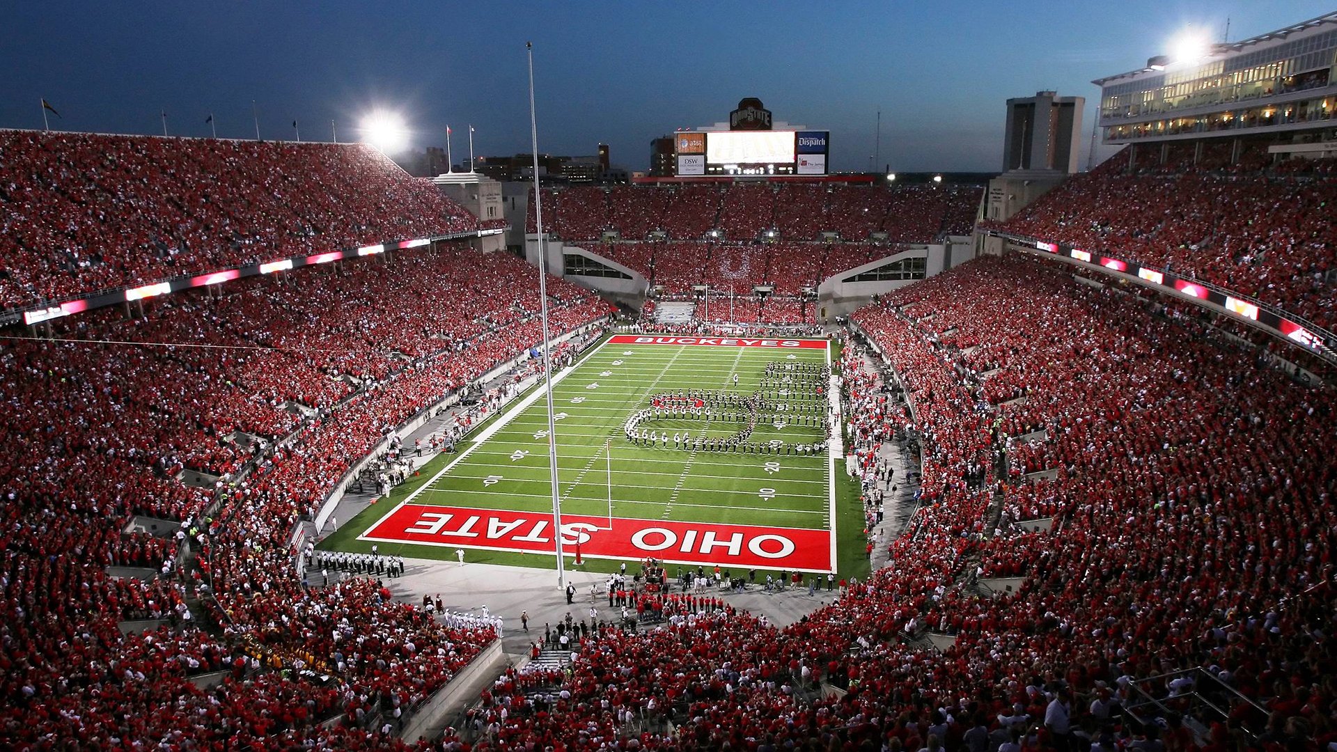 足球+科技:无人机摄像带来的视觉盛宴,足球场上的无人机